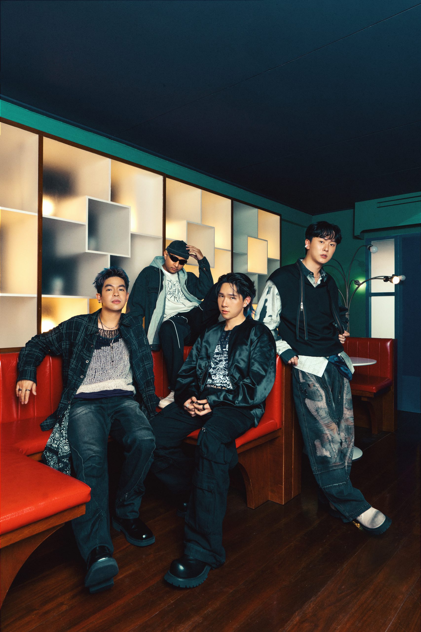 SLAPKISS ปล่อยซิงเกิลใหม่ “เราไม่เคยรักกัน (Mirage)” ถ่ายทอดภาพลวงตาของความสัมพันธ์ พร้อมร่วมงานกับ BlacksheepRR