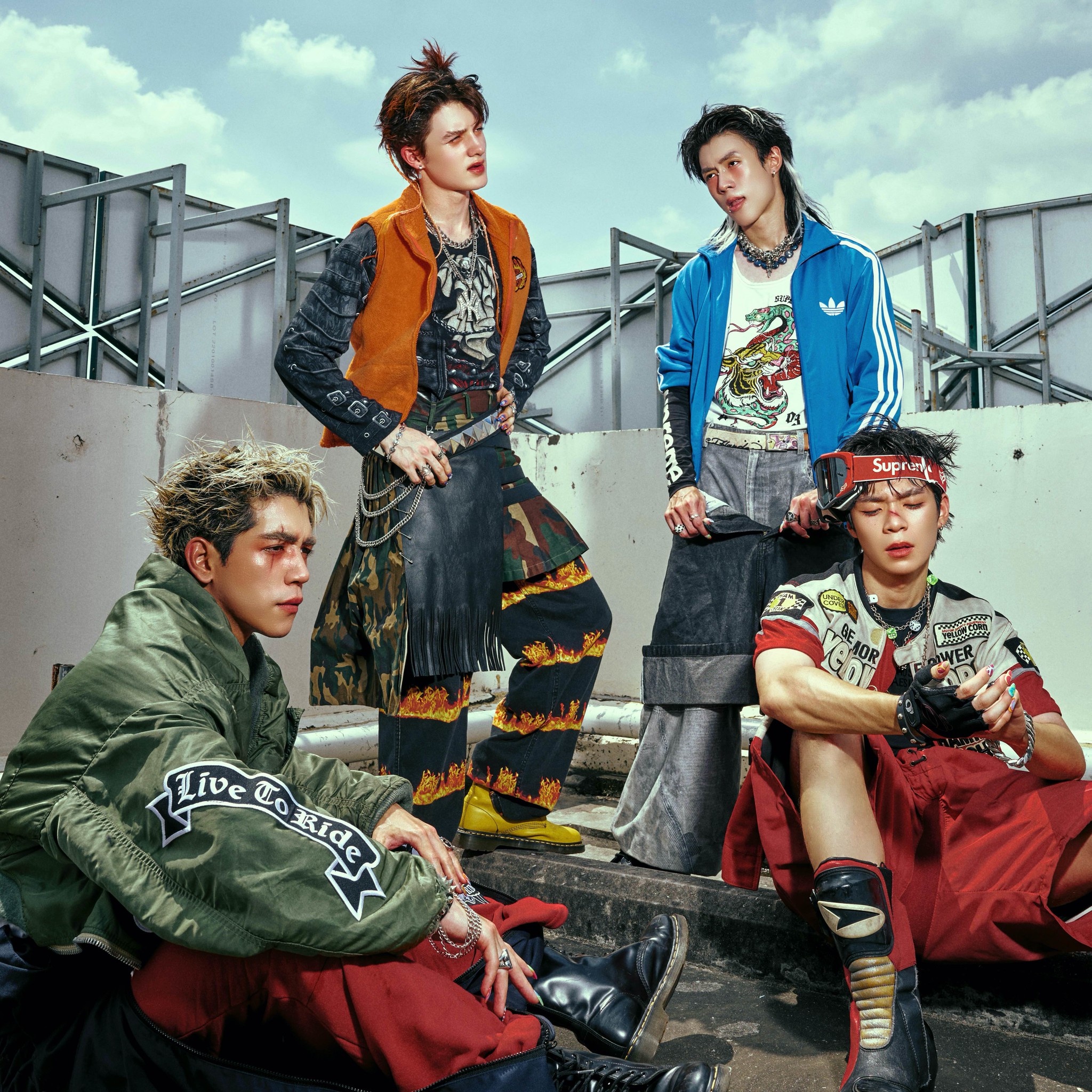 GELBOYS” ปล่อยของ! ส่งซิงเกิลใหม่ “หลุดคาร์ (CHARRRR)”แนว EDM สุดมัน ชวนแดนซ์จนหลุดคาแรกเตอร์!(ติดตามได้ในรายการ ‘GELTY (GELBOYS VARIETY)’ออนเเอร์ ทุกวันเสาร์ 21:30 น. ทางช่อง GMM25)