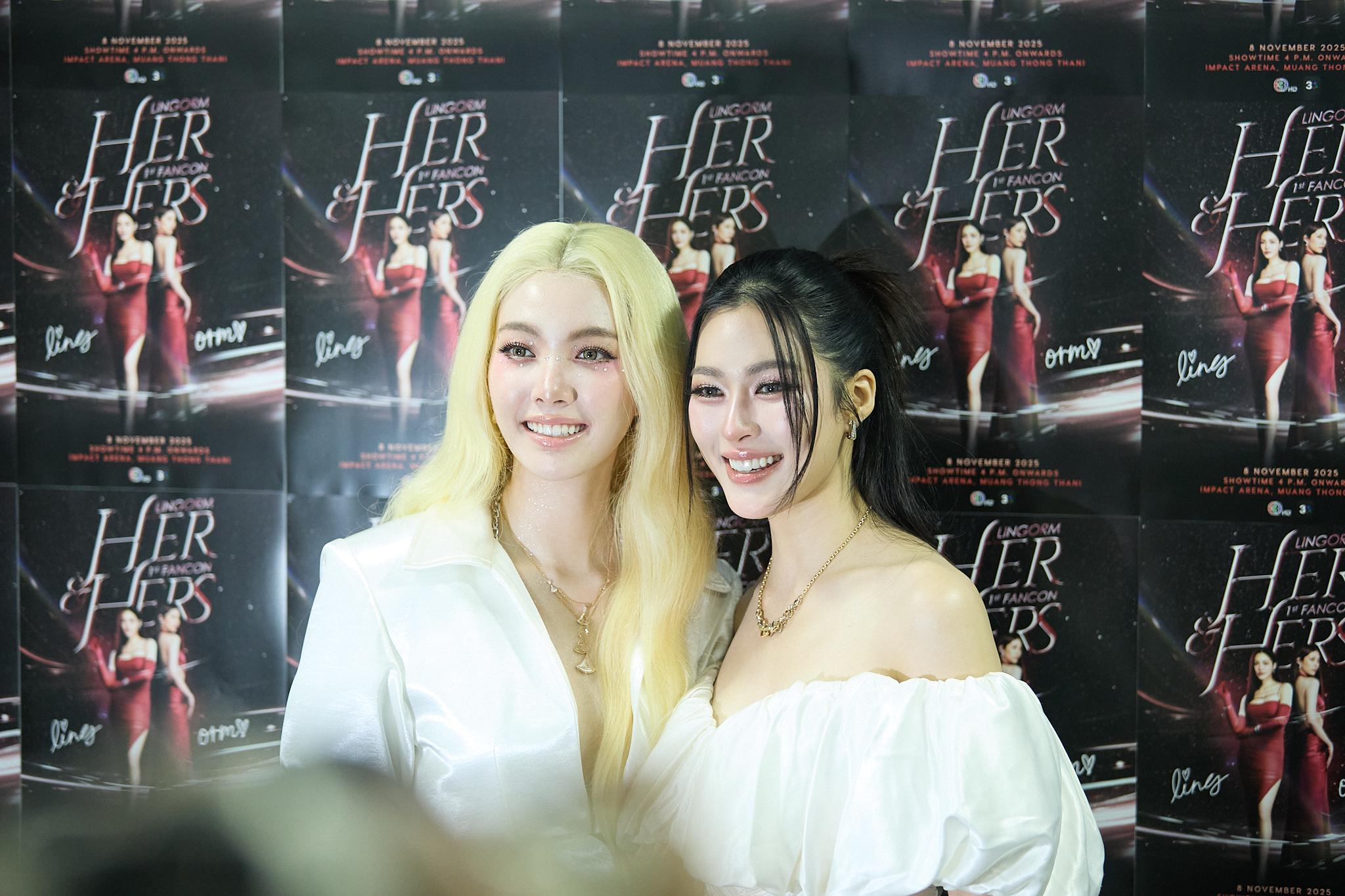 “หลิง–ออม” ระเบิดความฟินสนั่นอิมแพ็ค!“HER & HERS LINGORM 1st FANCON” แรงทะลุเทรนด์ X อันดับ 1!