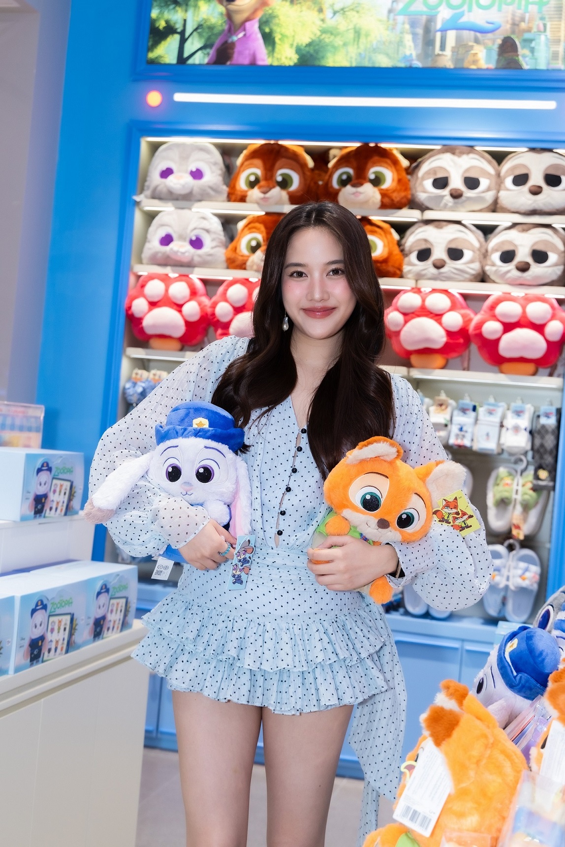 ฟรีน สโรชา สุดตื่นเต้น! MINISO Flagship Store พลิกนนทบุรีเป็น ‘อาณาจักรของสะสม’บรรยากาศแฟนคลับคึกคักตั้งแต่เปิดประตู