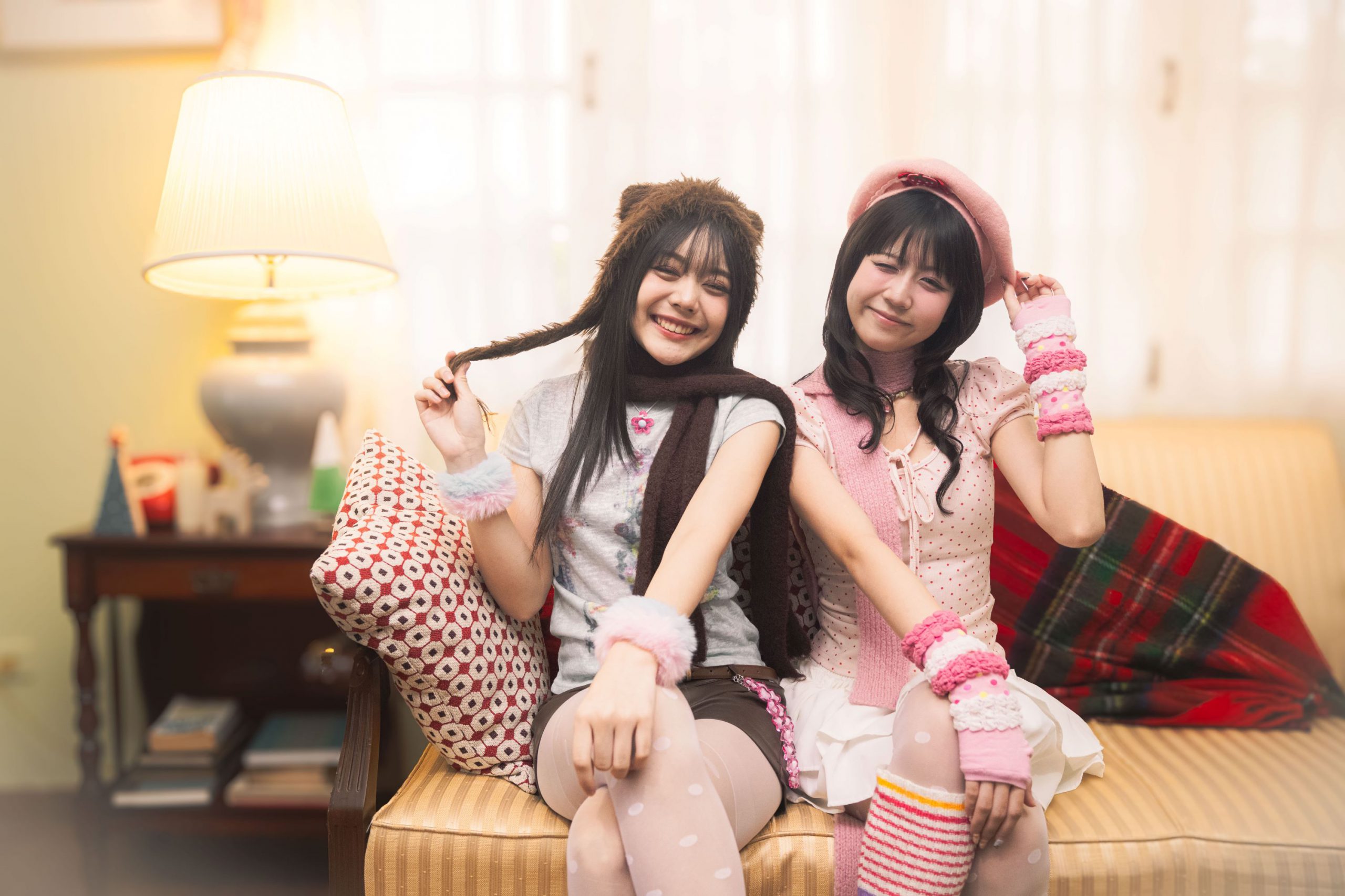 “BNK48 & CGM48” ปล่อยซิงเกิลพิเศษ “จิงโจ้น้อยเดือนธันวาคม” พร้อมดับเบิ้ลเซ็นเตอร์สุดคิ้วท์ “บลายธ์-นิชา” เสิร์ฟความสุขส่งท้ายปี!