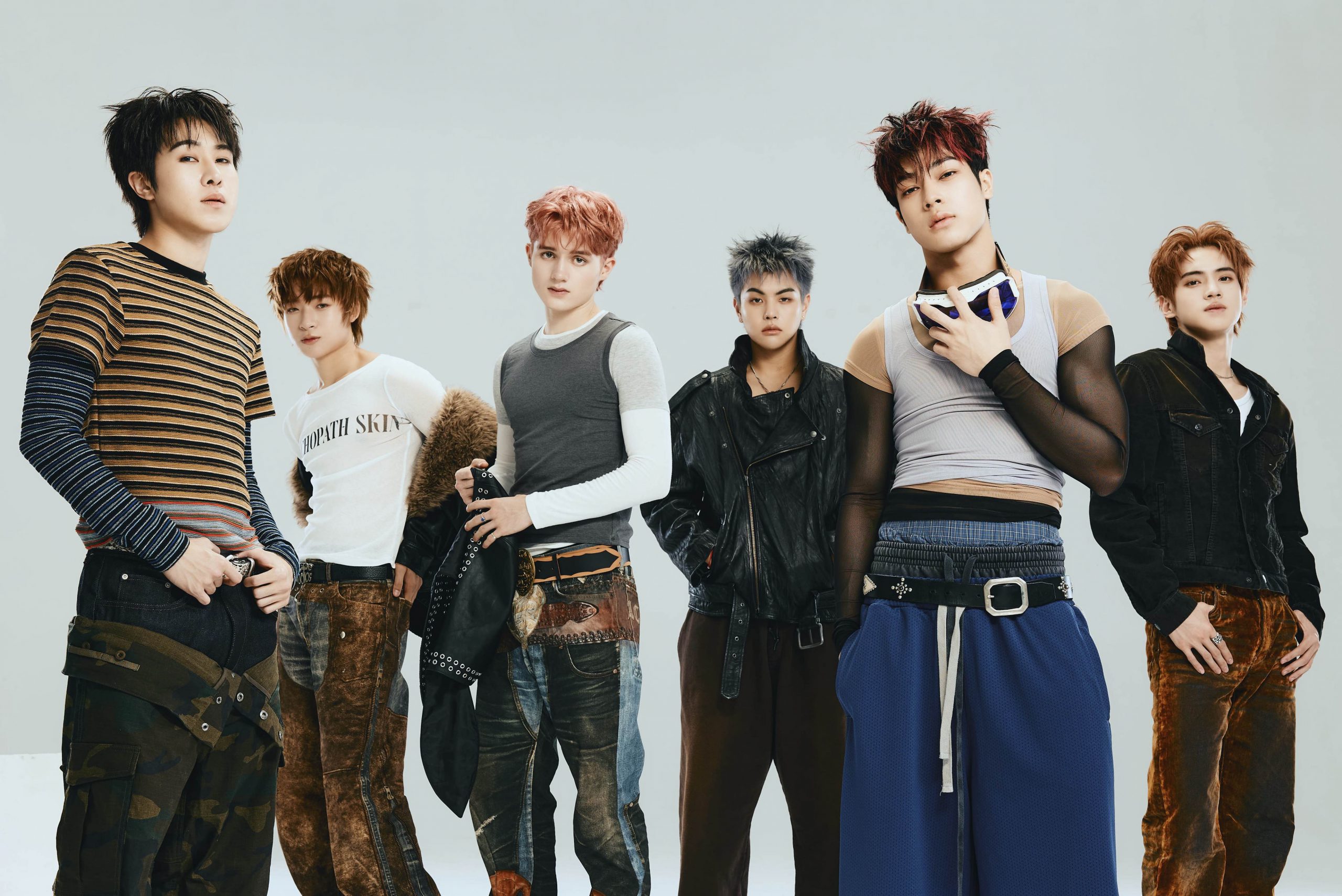 6 หนุ่มวง “CIR*CRL (เซอร์-เคิ่ล)”ปล่อยซิงเกิลที่ 2 เพลง “SWITCH IT UP”มาเพิ่มสีสันความสนุกส่งท้ายปี