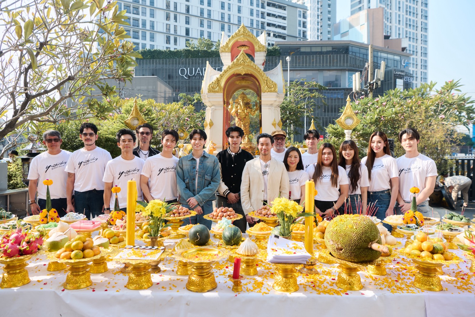 “ฟอร์ด-พีท” ควงคู่บวงสรวงซีรีส์ฟอร์มยักษ์ “Yesterday รอยรักวันวาน”ชวนคนดูลุ้นความรักดราม่าที่ต้องใช้หัวใจเดิมพัน