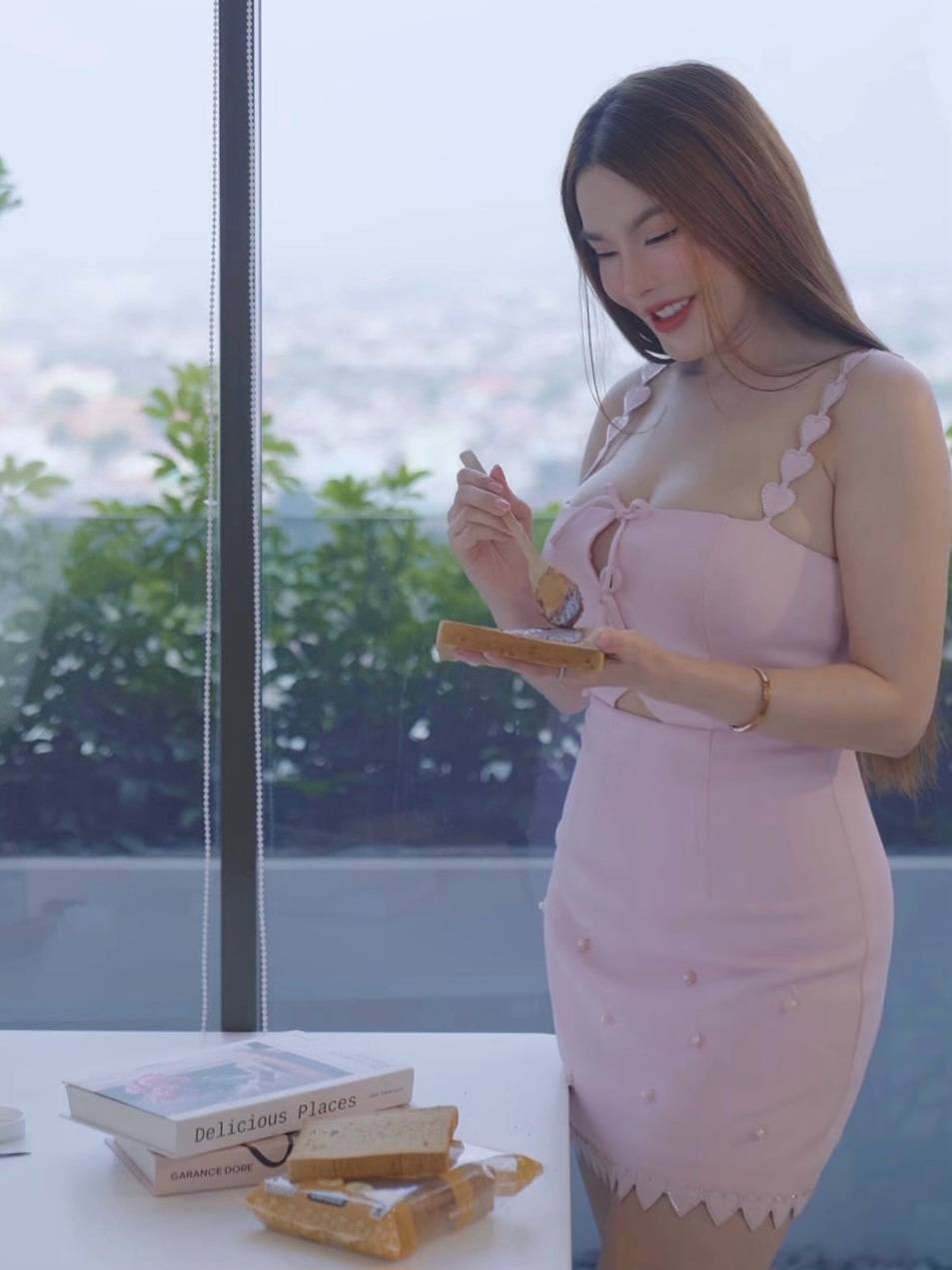 “ปิ๊งปิ๊ง รภัทร” ชวนกินขนมปังเพื่อสุขภาพ