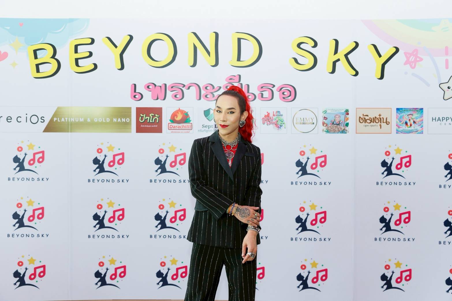 เปิดตัวตน “อาร์ทตี้-ทศวรรษ” นักร้องสายมู….ผู้คิดค้นศาสตร์ความหอม DIVYA CHARITRA