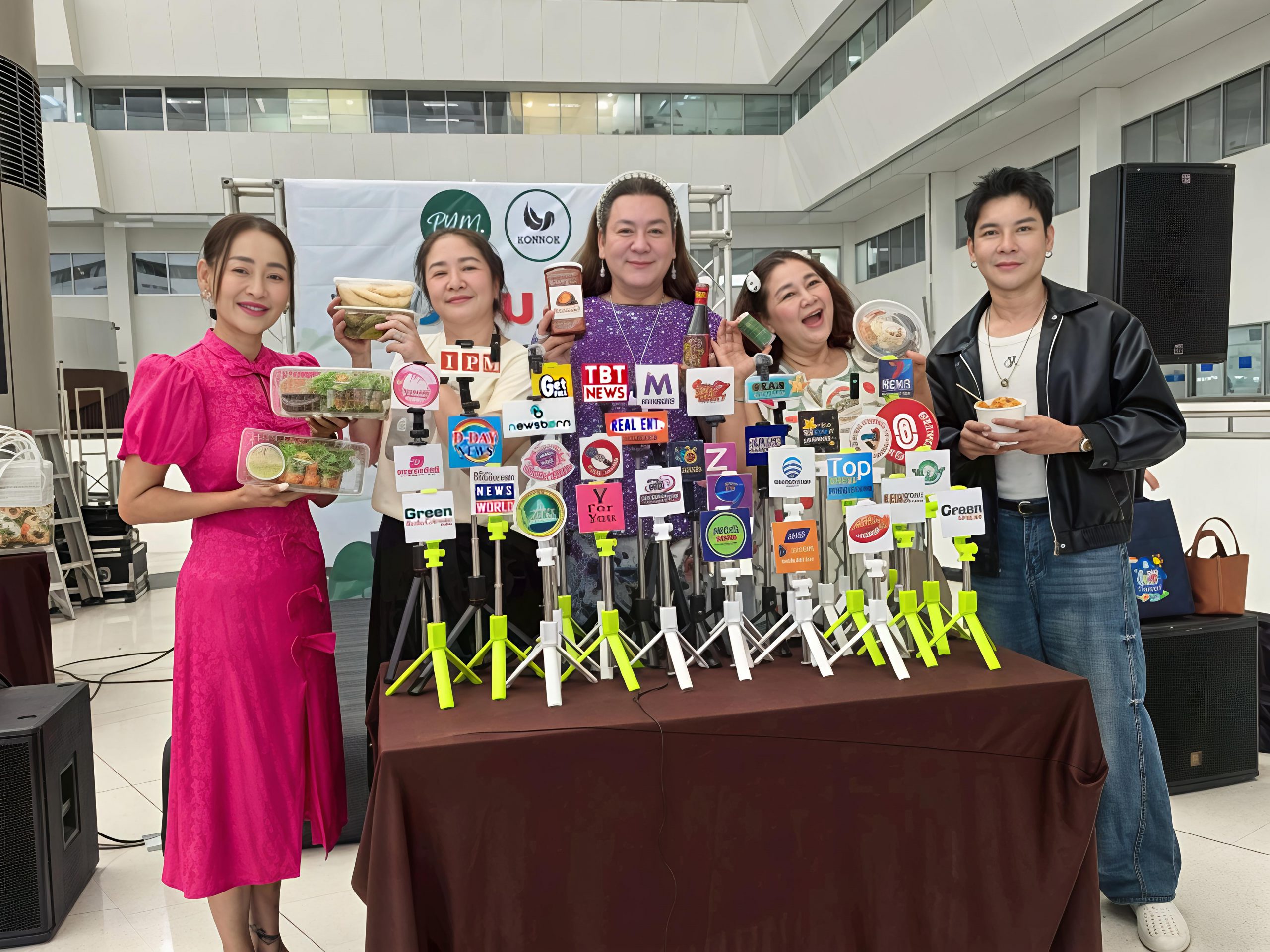 “ดร.โก้ ธีรศักดิ์” นำขบวนศิลปิน คนดัง ออกบูธดารา สร้างกระแสรักษ์โลก 29 เม.ย. – 1 พ.ค.69