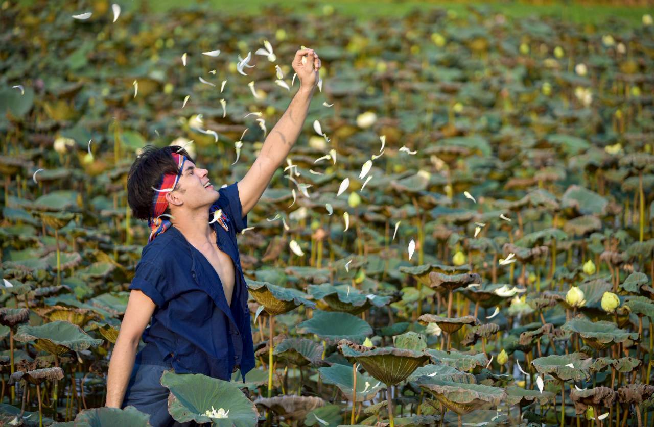 “หรั่ง กฤษฎากร” ดับร้อนกลางทุ่งบัว! ขึ้นแท่นพระเอกซีรีส์แฟนตาซี “เมื่อฉันทะลุมิติ มาในโลกนิยาย ไกรทอง” ทาง MVTV