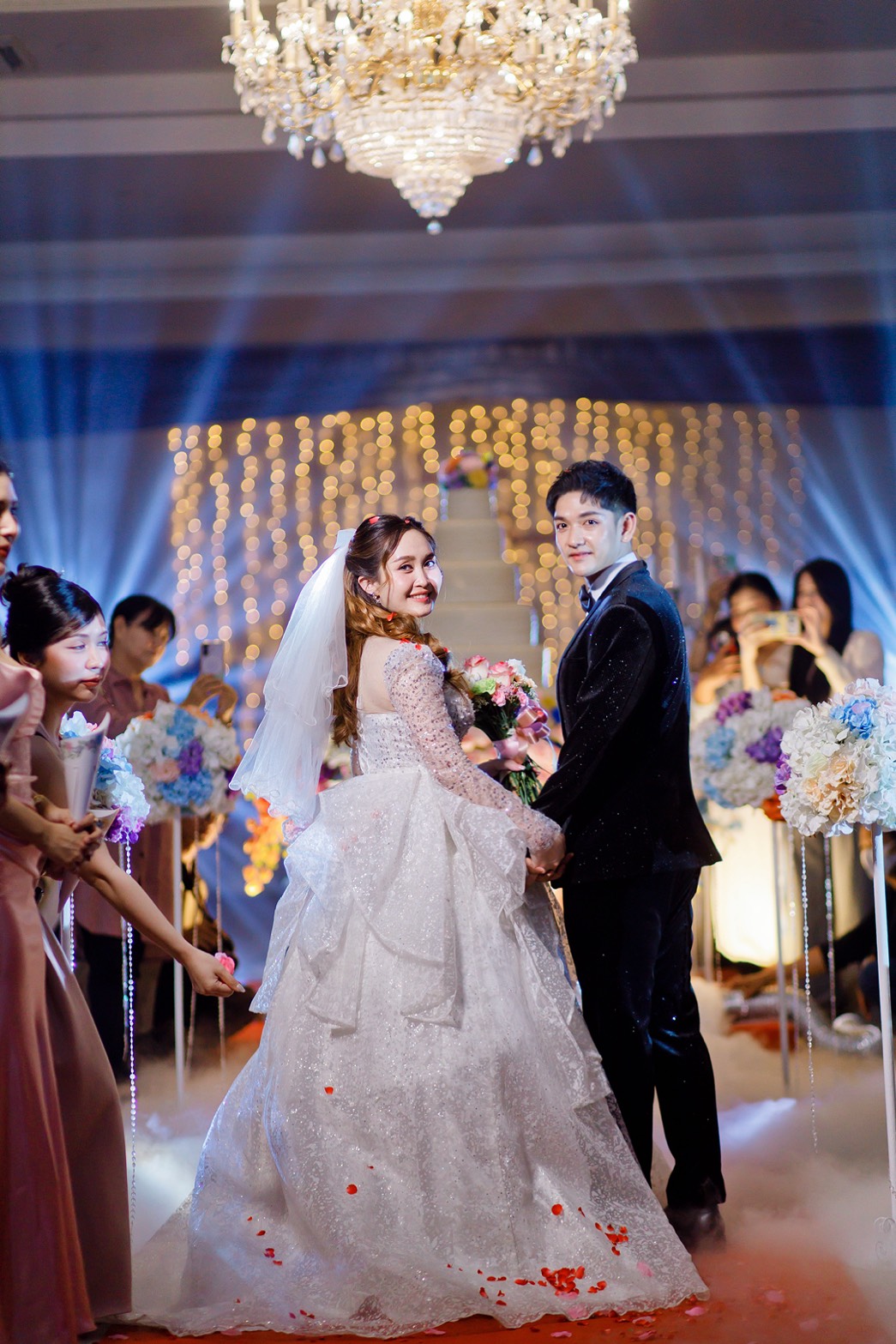 “ปลื้ม ภูมิรพี” สละโสดแล้วจ้า