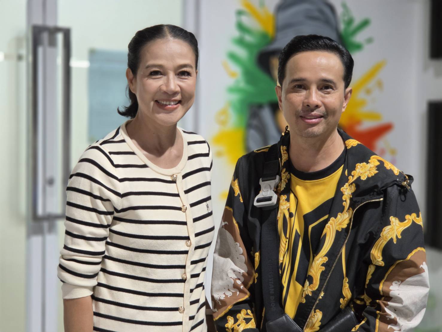 “กบ ปภัสรา” เจอ “นายห้างประจักษ์ ไหทองคำ” ก่อนเซอร์ไพรส์ยกปลาร้าทั้งลังให้ถึงมือ